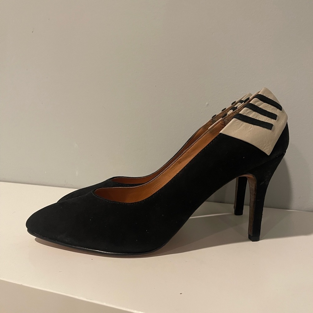 Stiletto heels Size 8. Suede and leather